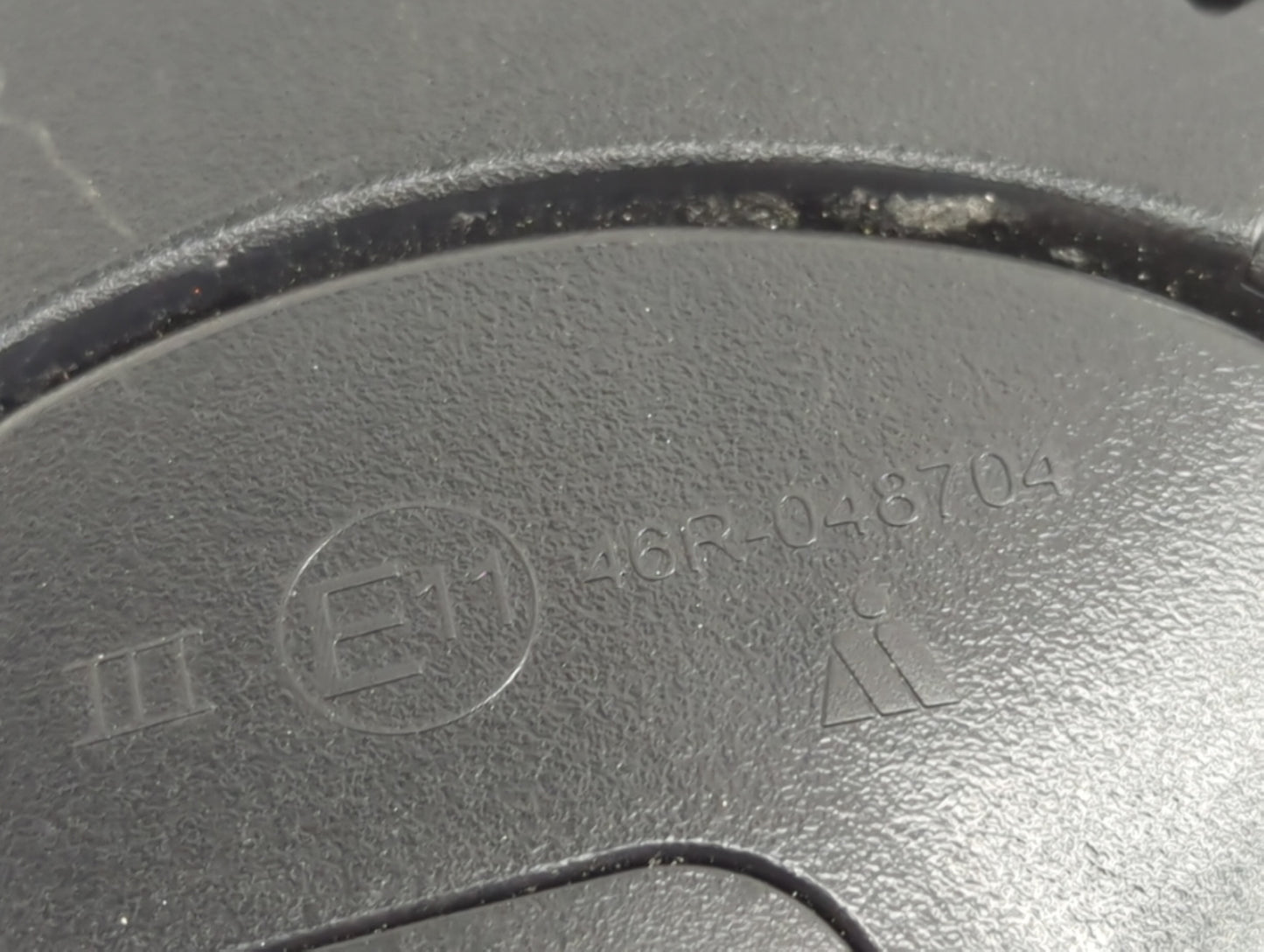 2018-2020 Kia Rio Driver Side View Mirror - Left Door Mirror OEM Used - Oemusedautoparts1.com