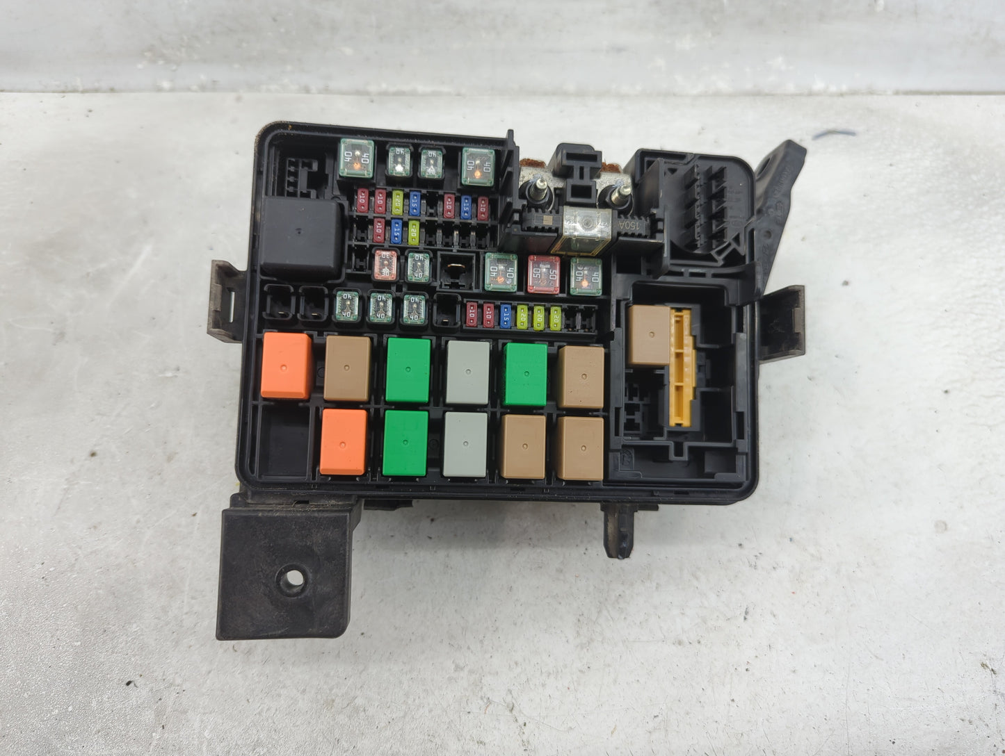 2018-2019 Kia Rio Fusebox Fuse Box Panel Relay Module P/N:91950-H9300 Fits Fits 2018 2019 OEM Used Auto Parts - Oemusedautop