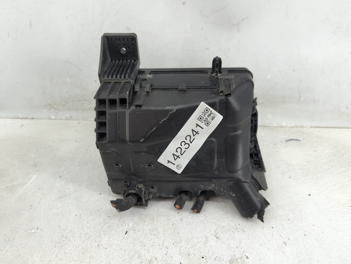 2018-2019 Kia Rio Fusebox Fuse Box Panel Relay Module P/N:91950-H9300 Fits Fits 2018 2019 OEM Used Auto Parts - Oemusedautop