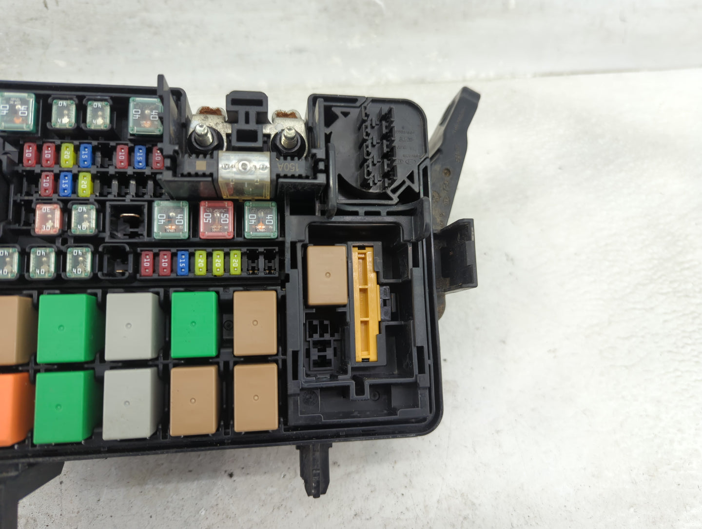 2018-2019 Kia Rio Fusebox Fuse Box Panel Relay Module P/N:91950-H9300 Fits Fits 2018 2019 OEM Used Auto Parts - Oemusedautop