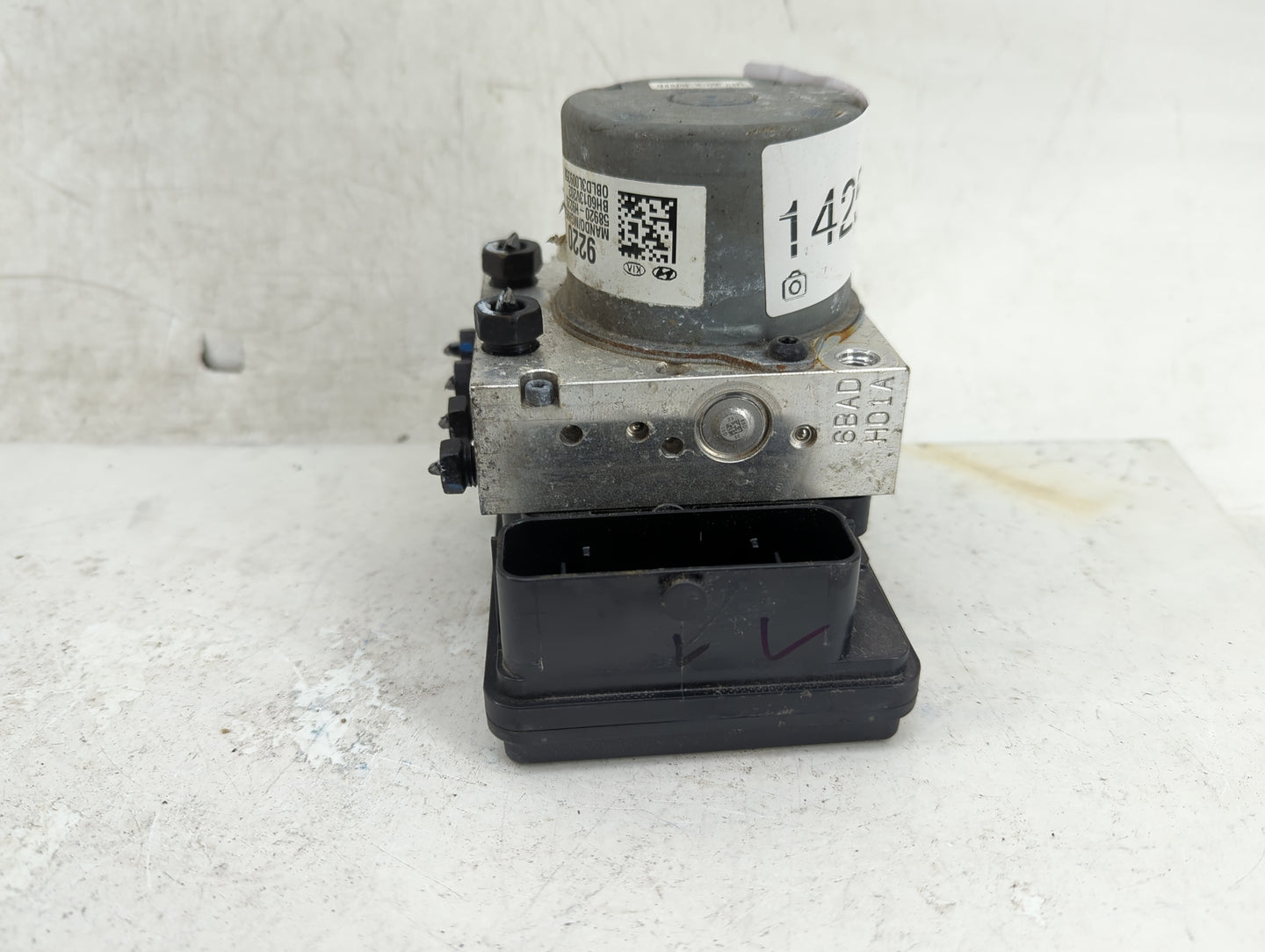 2018-2019 Kia Rio ABS Pump Control Module Replacement P/N:58920-H9220 BE6003V202 Fits Fits 2018 2019 OEM Used Auto Parts - O