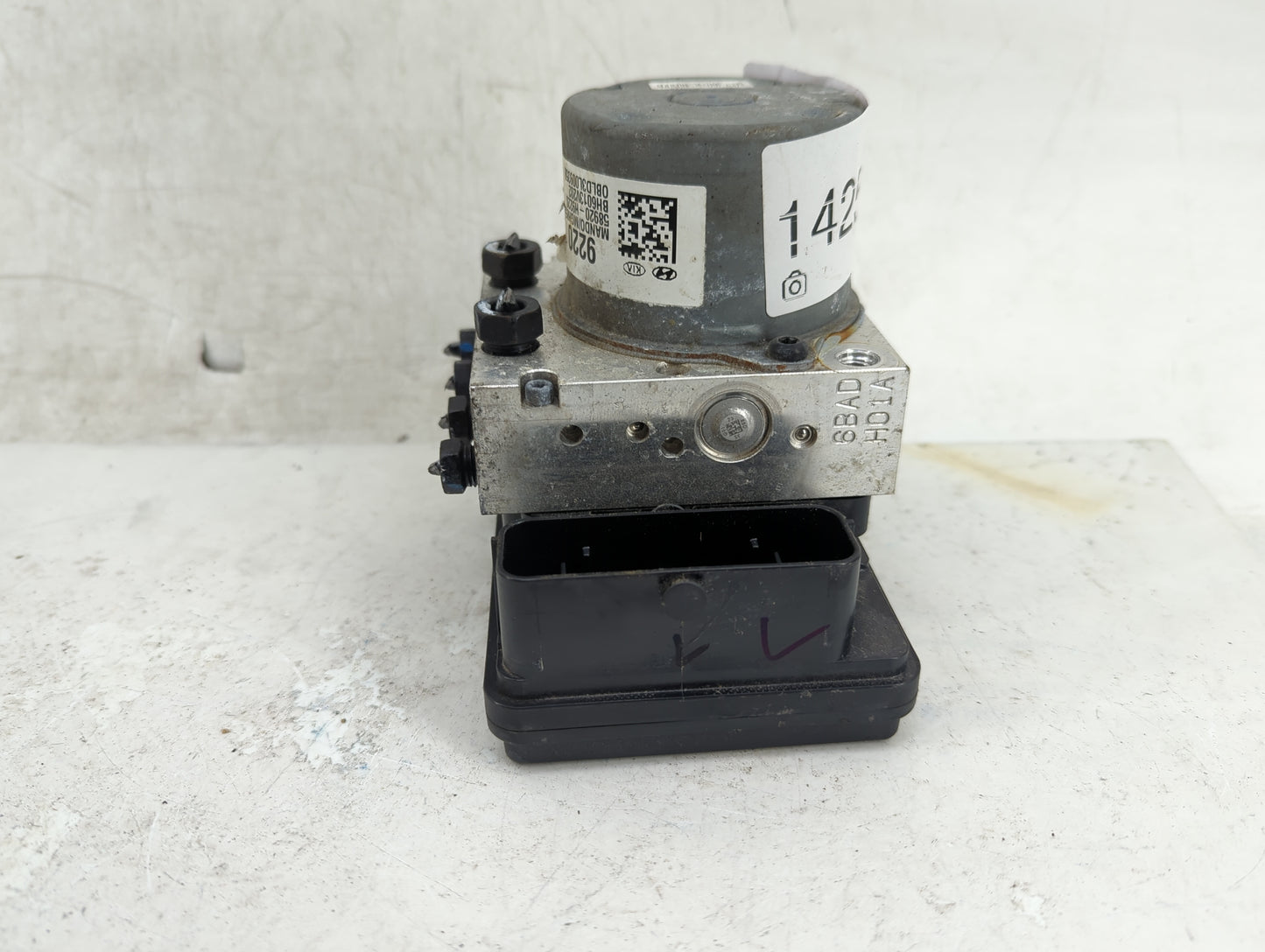 2018-2019 Kia Rio ABS Pump Control Module Replacement P/N:58920-H9220 BE6003V202 Fits Fits 2018 2019 OEM Used Auto Parts - O