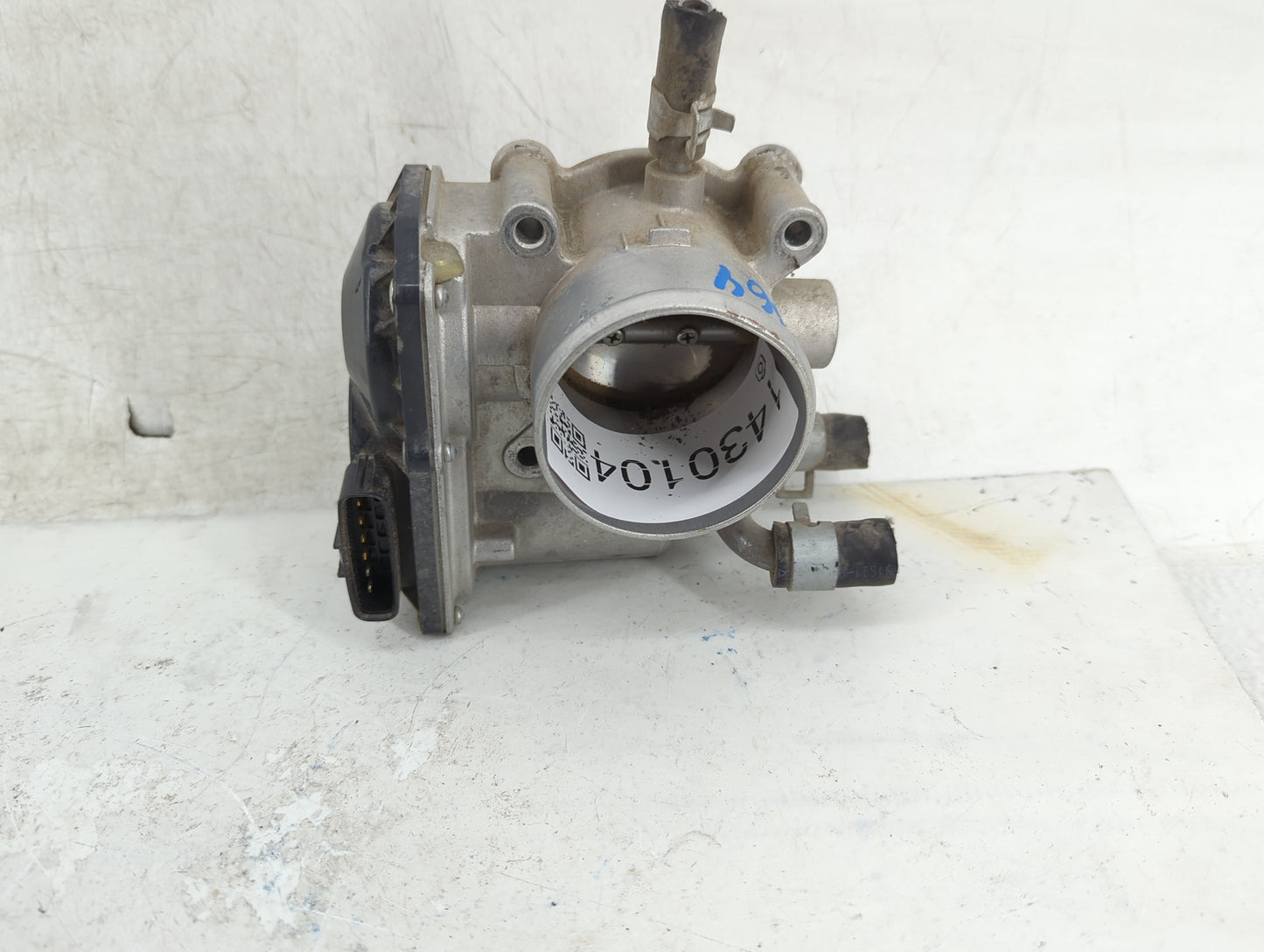2012-2019 Kia Rio Throttle Body P/N:35100-2B300 Fits Fits 2012 2013 2014 2015 2016 2017 2018 2019 OEM Used Auto Parts - Oemu
