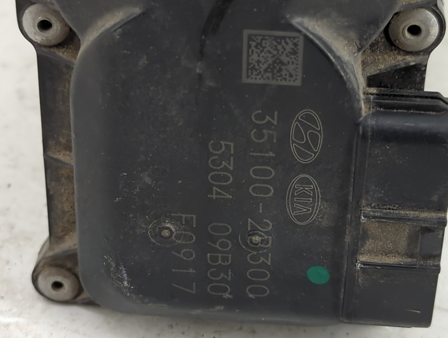 2012-2019 Kia Rio Throttle Body P/N:35100-2B300 Fits Fits 2012 2013 2014 2015 2016 2017 2018 2019 OEM Used Auto Parts - Oemu