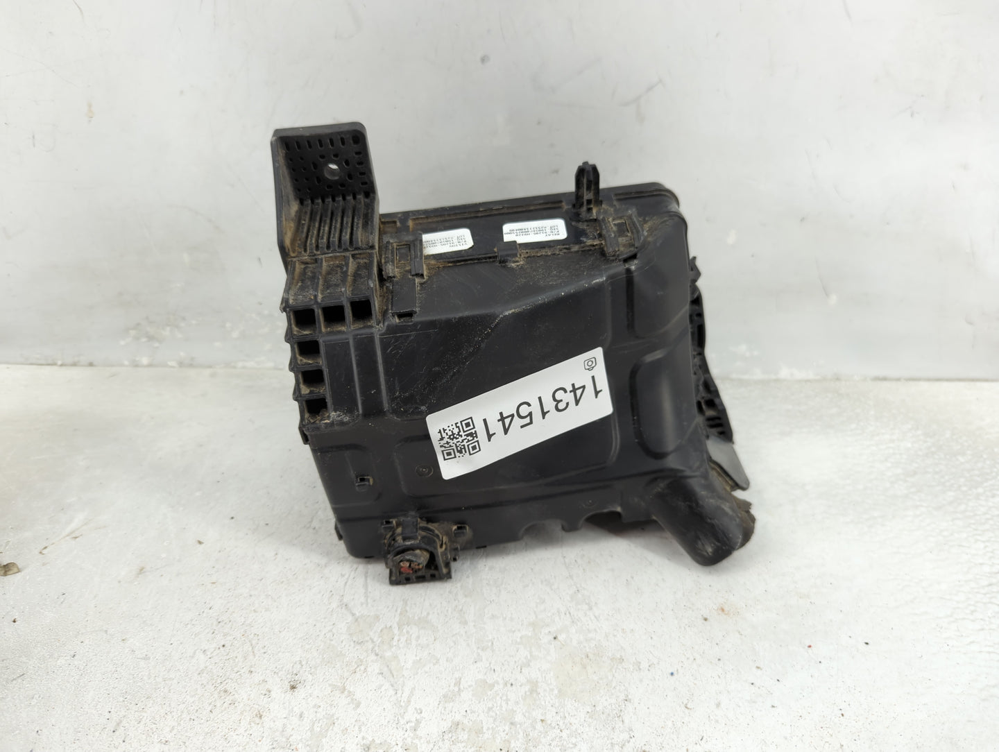 2018-2019 Kia Rio Fusebox Fuse Box Panel Relay Module P/N:91950-H9300 Fits Fits 2018 2019 OEM Used Auto Parts - Oemusedautop