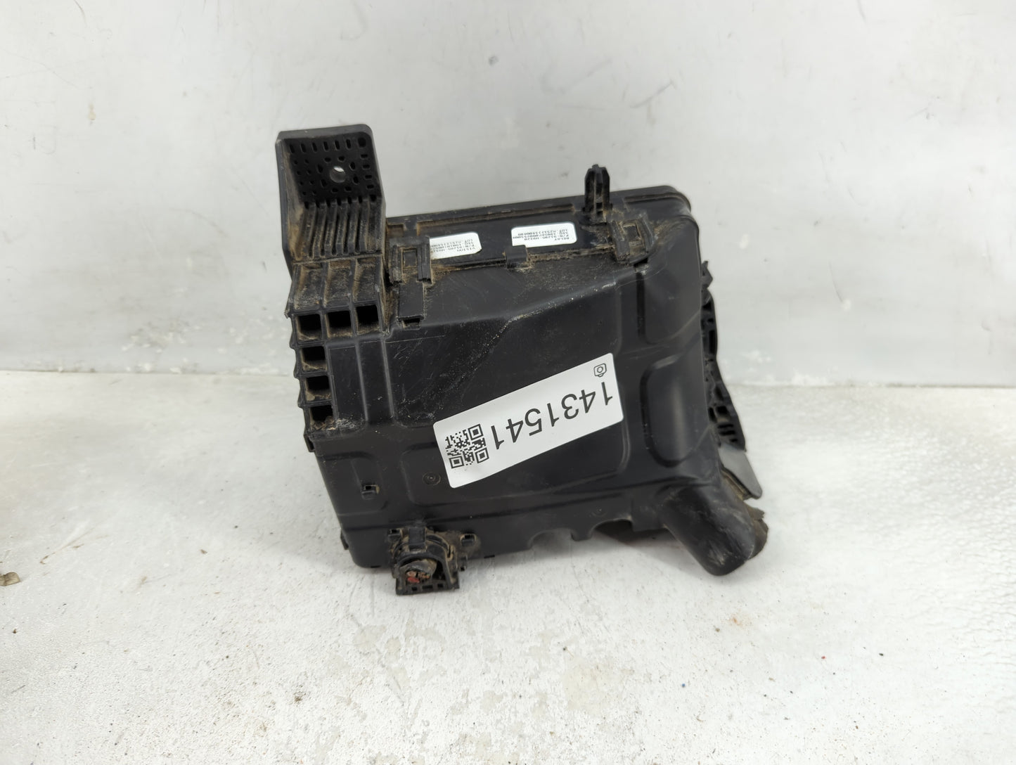2018-2019 Kia Rio Fusebox Fuse Box Panel Relay Module P/N:91950-H9300 Fits Fits 2018 2019 OEM Used Auto Parts - Oemusedautop