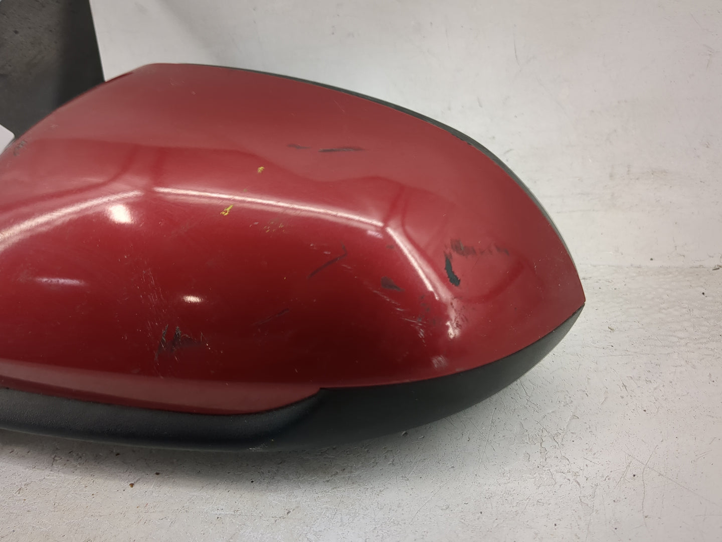 2018-2020 Kia Rio Driver Side View Mirror - Left Door Mirror OEM Used - Oemusedautoparts1.com