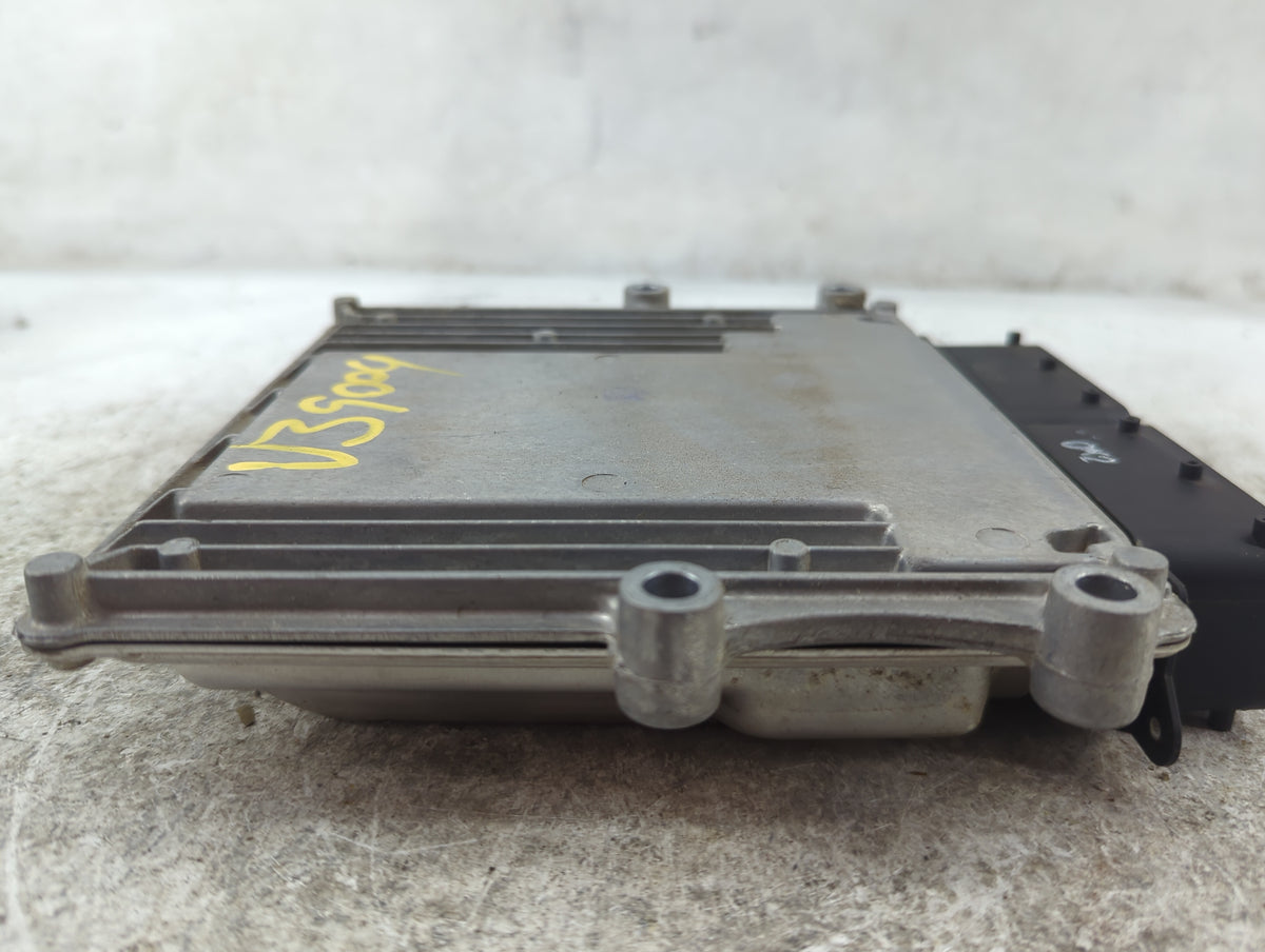 2018-2019 Kia Rio PCM Engine Control Computer ECU ECM PCU OEM P/N:3160077KH 0261S19388 Fits 2018 2019 OEM Used Auto Parts - 