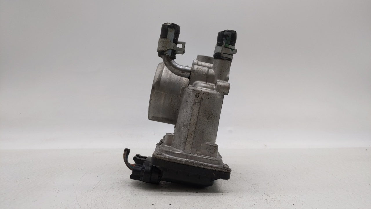 2012-2019 Kia Rio Throttle Body P/N:5302-1S02 35100-2B300 Fits Fits 2012 2013 2014 2015 2016 2017 2018 2019 OEM Used Auto Pa
