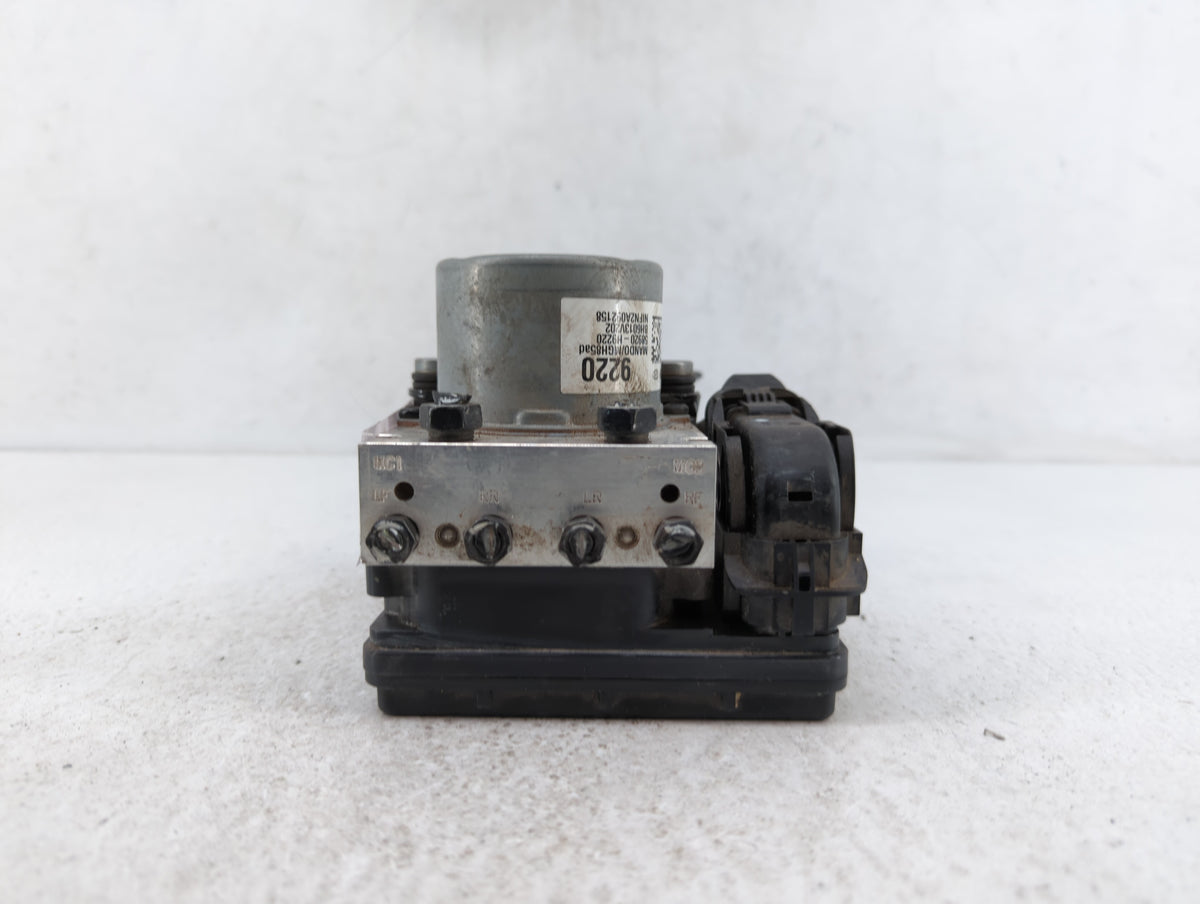 2018-2019 Kia Rio Anti-Lock Brake ABS Pump Module Actuator OEM P/N:58920-1M640 58920-H9220 Fits Fits 2018 2019 OEM Used Auto