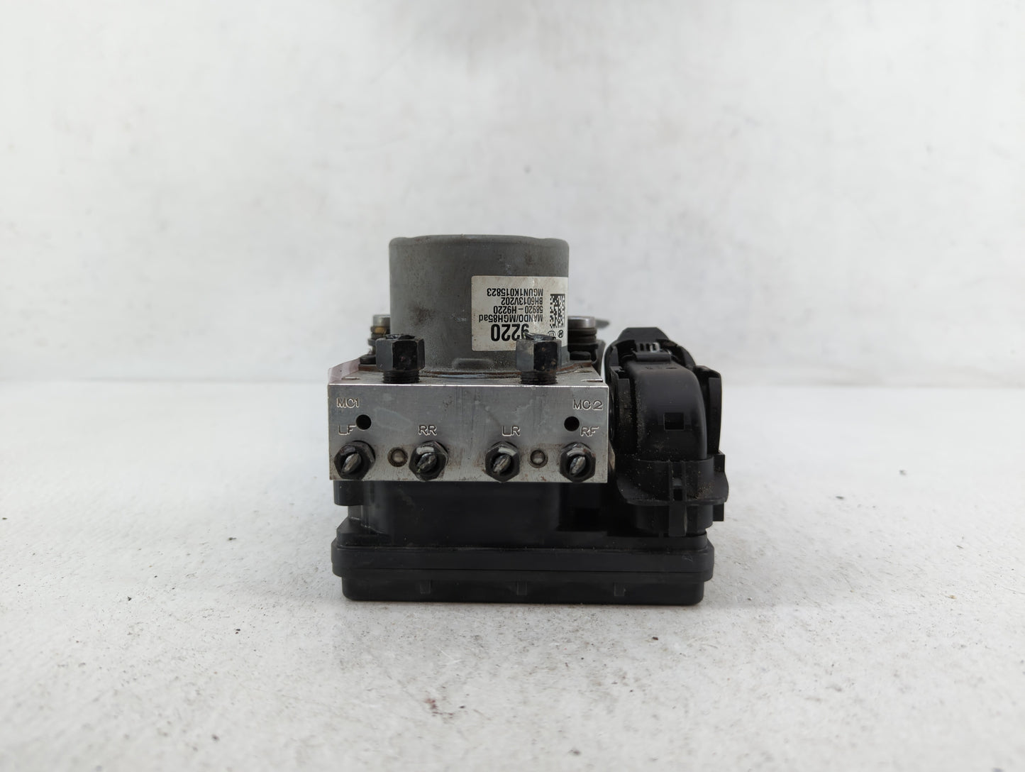 2018-2019 Kia Rio ABS Pump Control Module Replacement P/N:58920-1M640 58920-H9220 Fits Fits 2018 2019 OEM Used Auto Parts - 