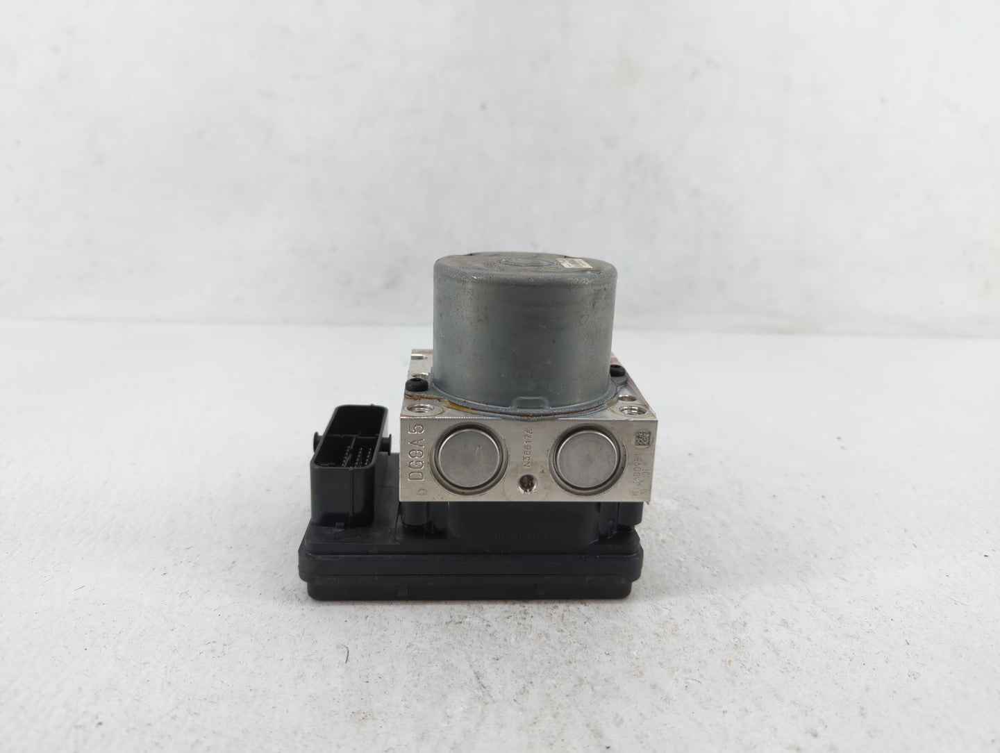 2018-2019 Kia Rio ABS Pump Control Module Replacement P/N:58920-1M640 58920-H9220 Fits Fits 2018 2019 OEM Used Auto Parts - 