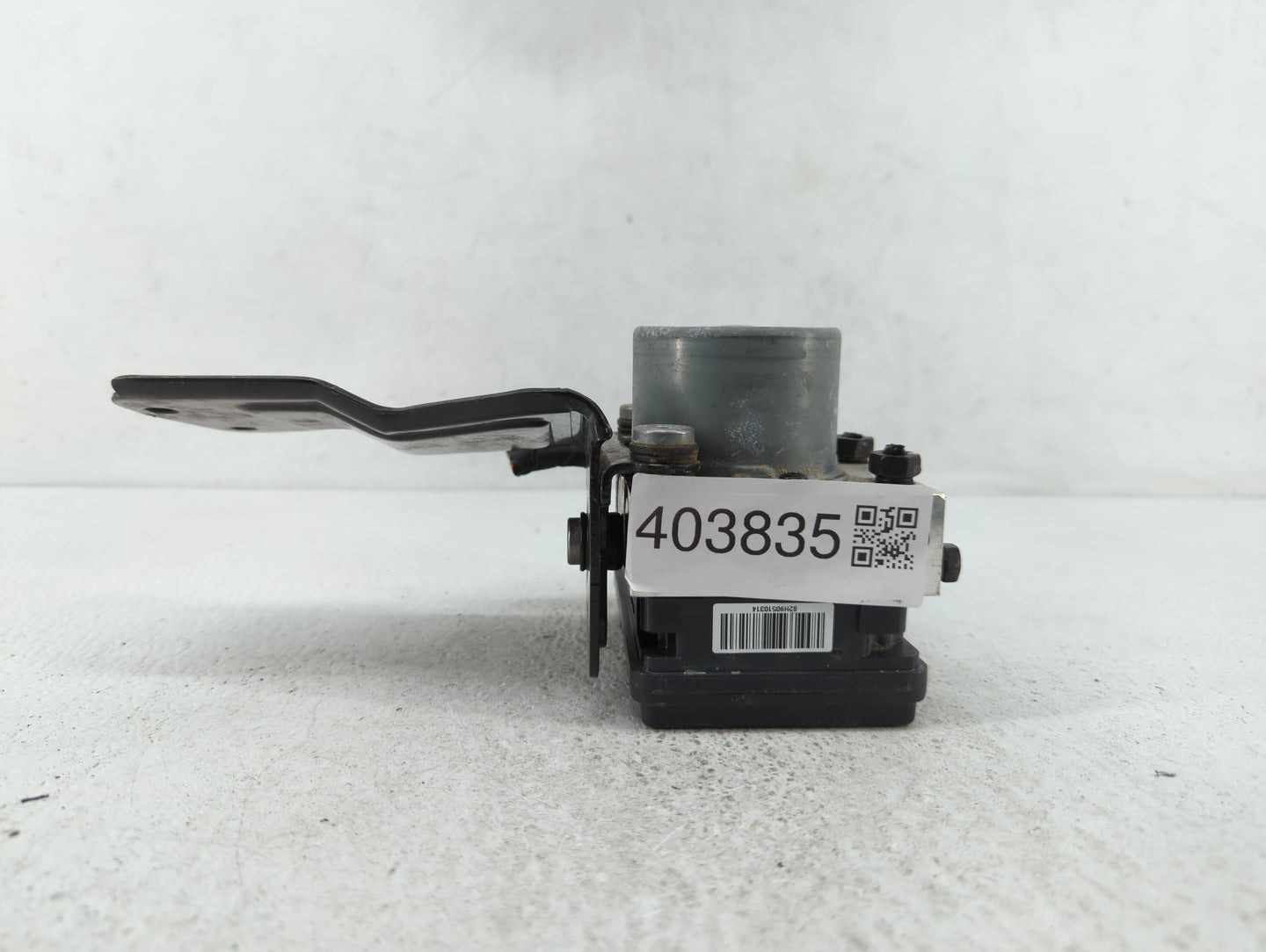 2018-2019 Kia Rio ABS Pump Control Module Replacement P/N:58920-1M640 58920-H9220 Fits Fits 2018 2019 OEM Used Auto Parts - 