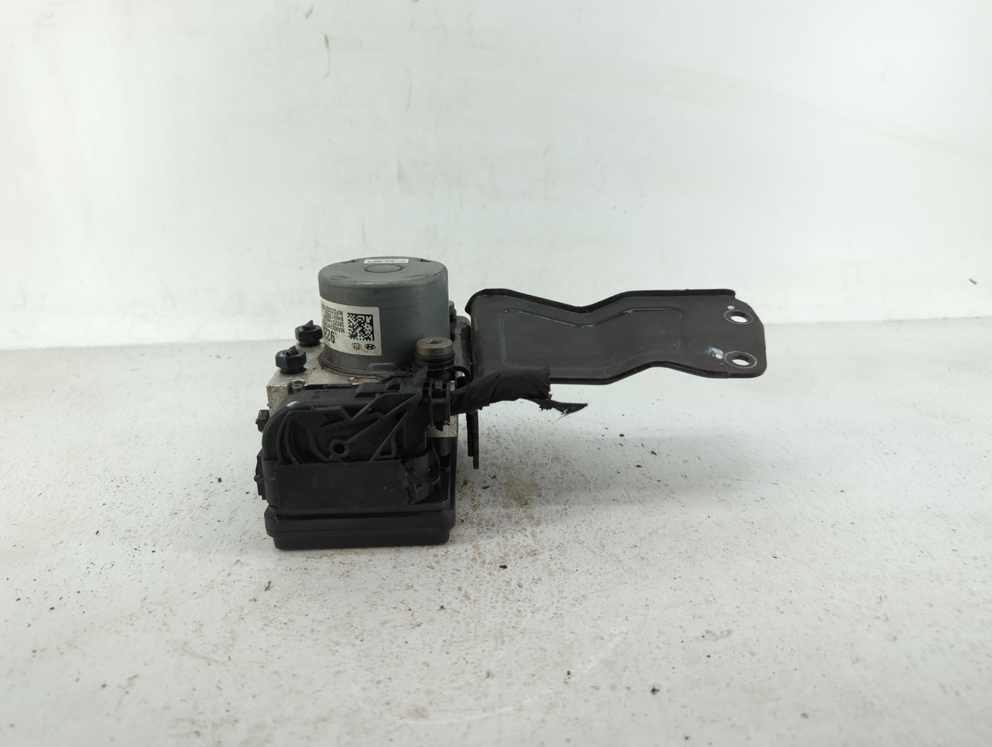 2018-2019 Kia Rio ABS Pump Control Module Replacement P/N:58920-1M640 58920-H9220 Fits Fits 2018 2019 OEM Used Auto Parts - 