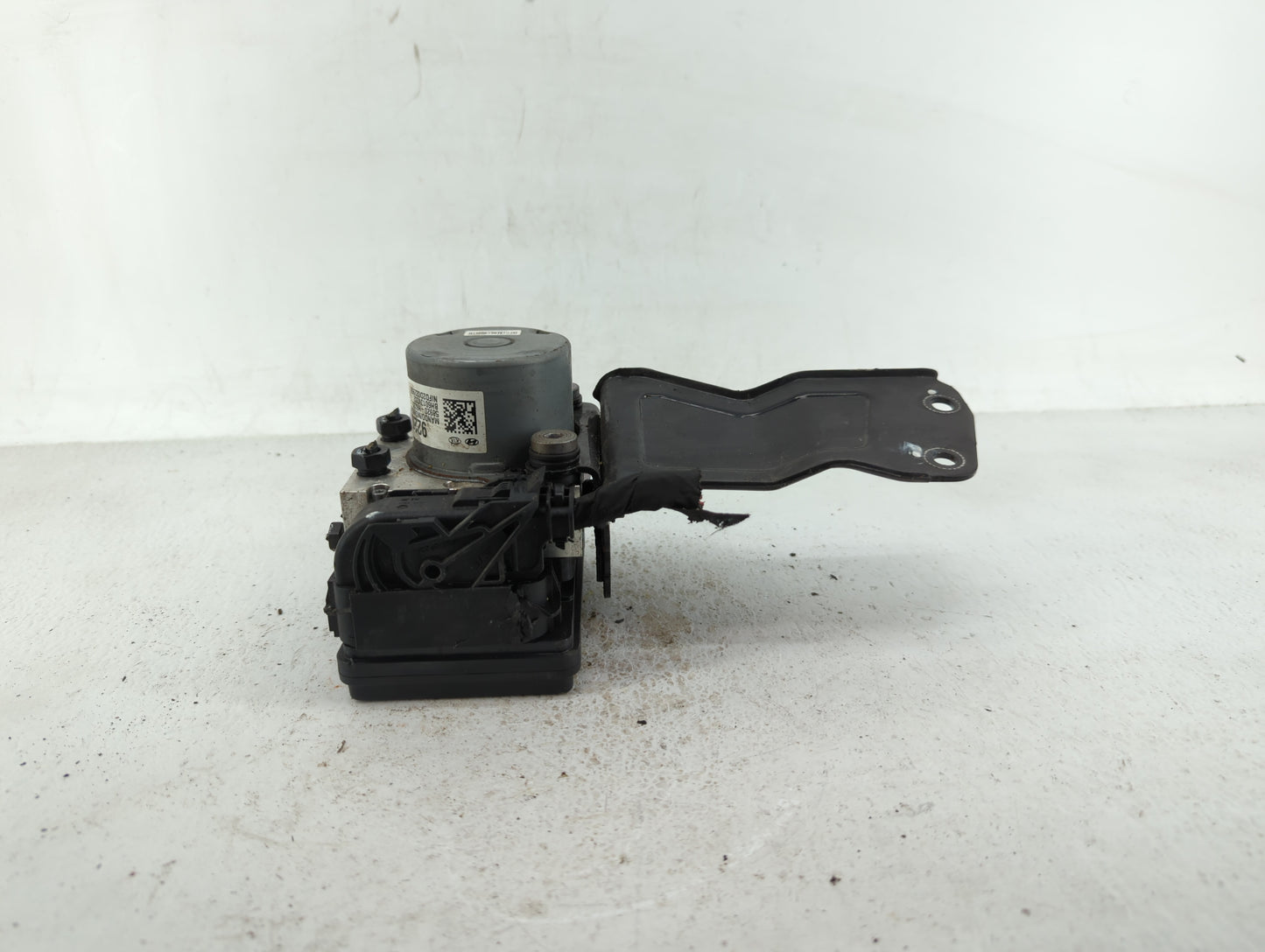 2018-2019 Kia Rio ABS Pump Control Module Replacement P/N:58920-1M640 58920-H9220 Fits Fits 2018 2019 OEM Used Auto Parts - 
