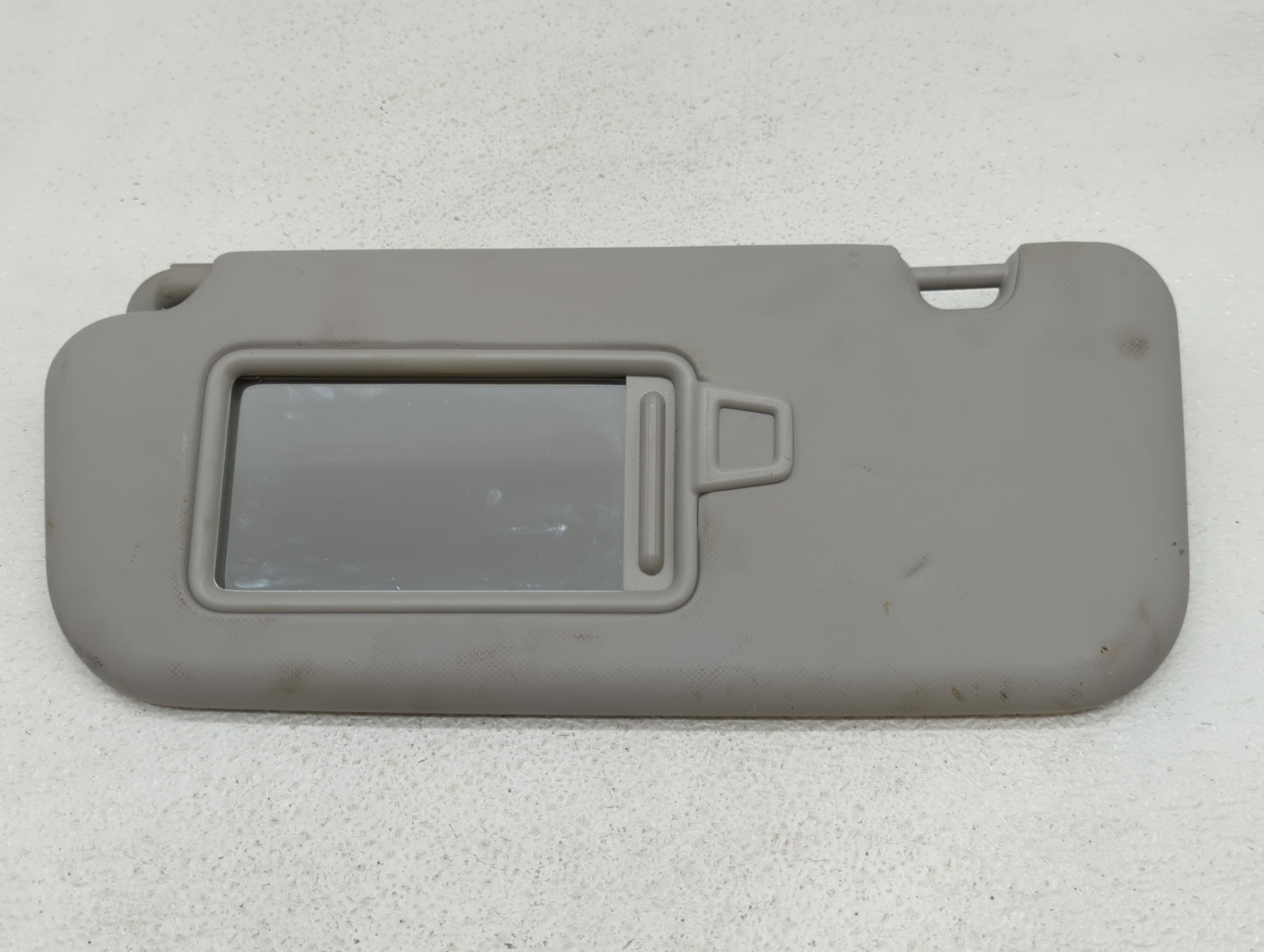 2018-2020 Kia Rio Sun Visor Shade Replacement Passenger Right Mirror Fits Fits 2018 2019 2020 2021 2022 OEM Used Auto Parts 
