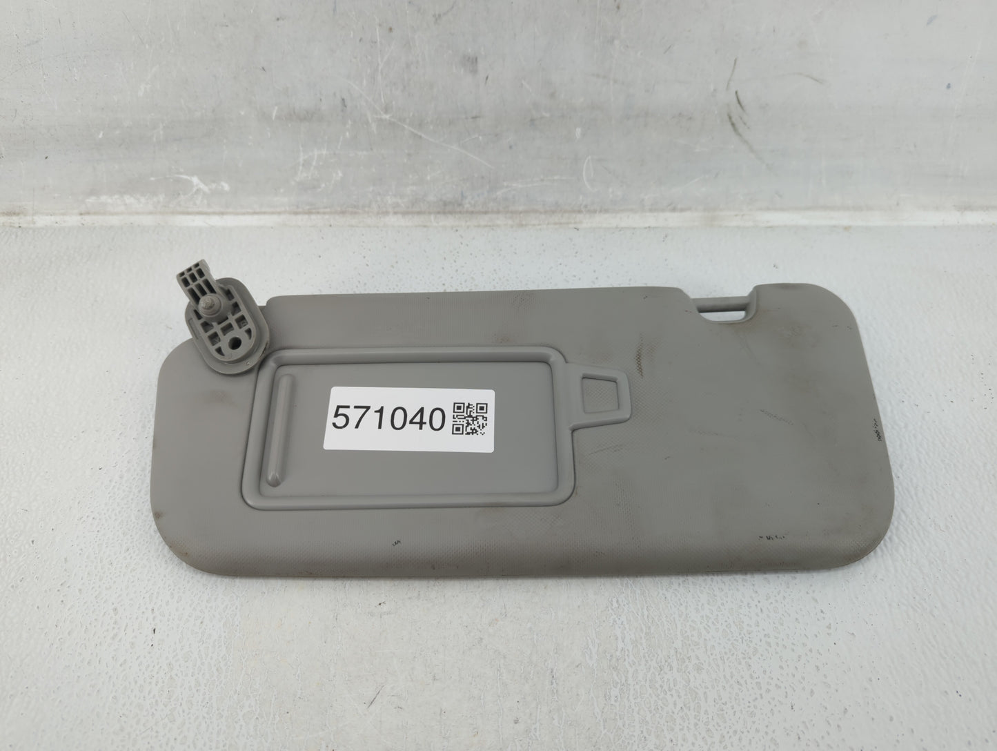 2018-2020 Kia Rio Sun Visor Shade Replacement Driver Left Mirror Fits Fits 2018 2019 2020 2021 2022 OEM Used Auto Parts - Oe