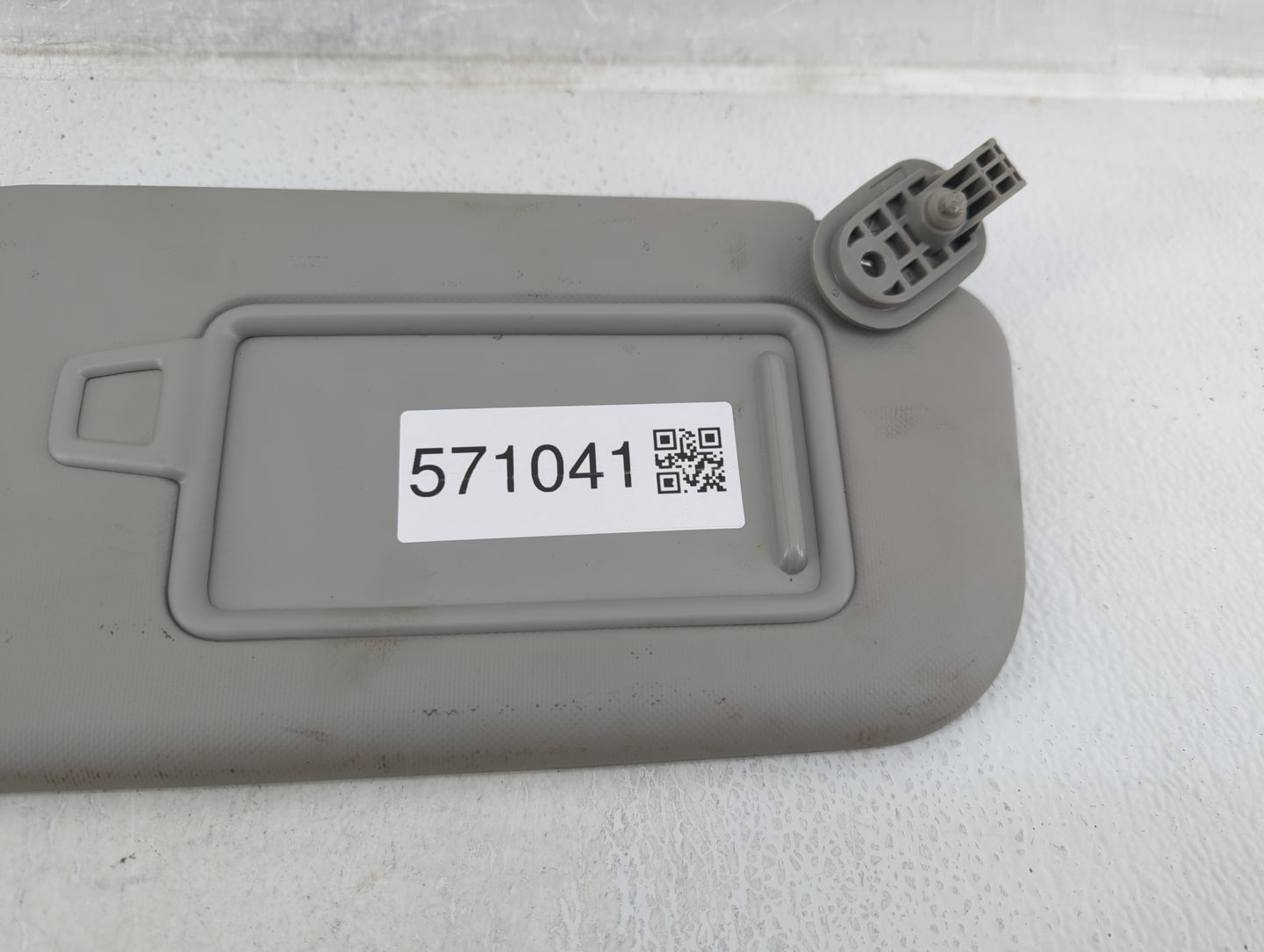 2018-2020 Kia Rio Sun Visor Shade Replacement Passenger Right Mirror Fits Fits 2018 2019 2020 2021 2022 OEM Used Auto Parts 