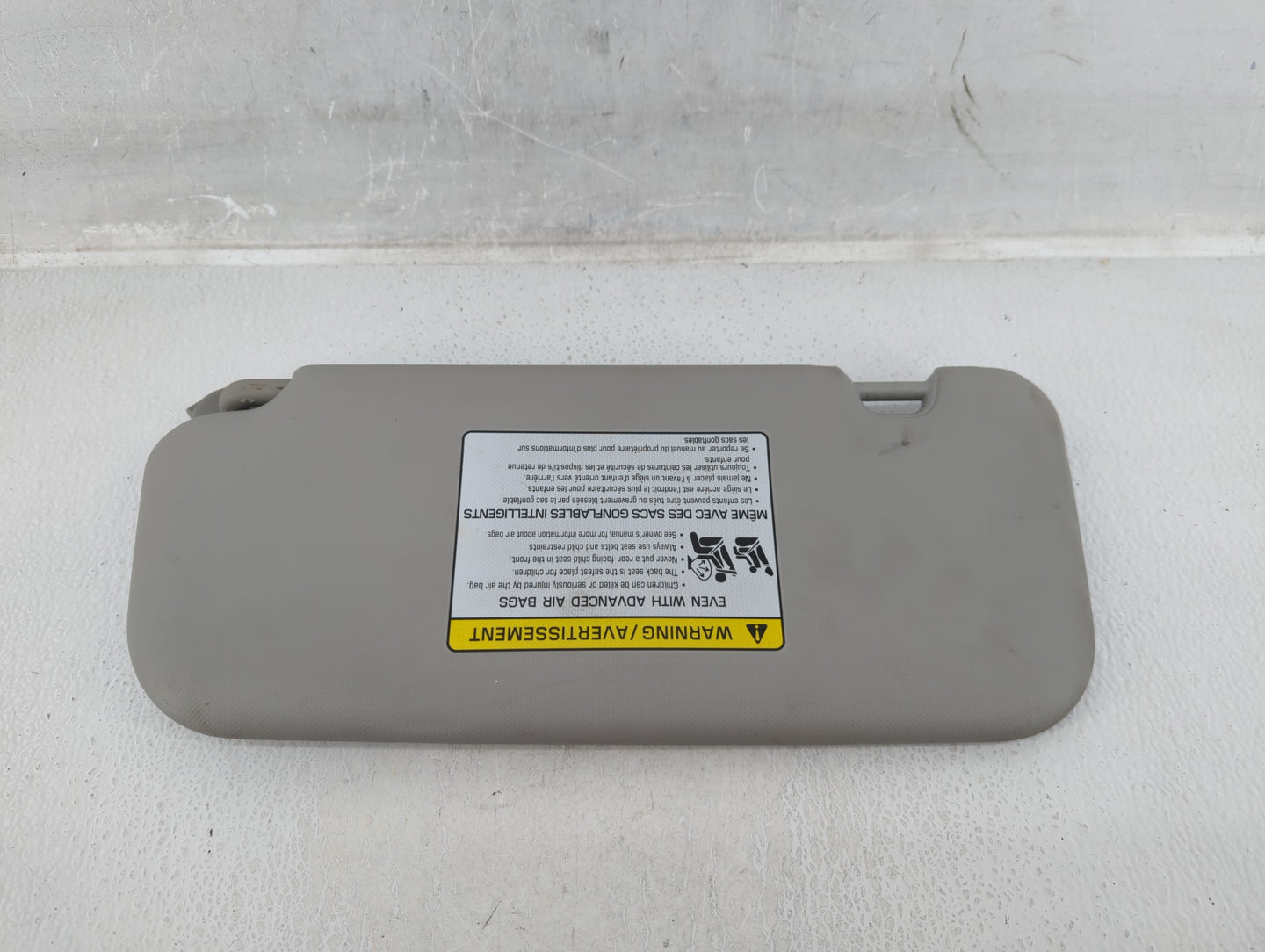 2018-2020 Kia Rio Sun Visor Shade Replacement Passenger Right Mirror Fits Fits 2018 2019 2020 2021 2022 OEM Used Auto Parts 