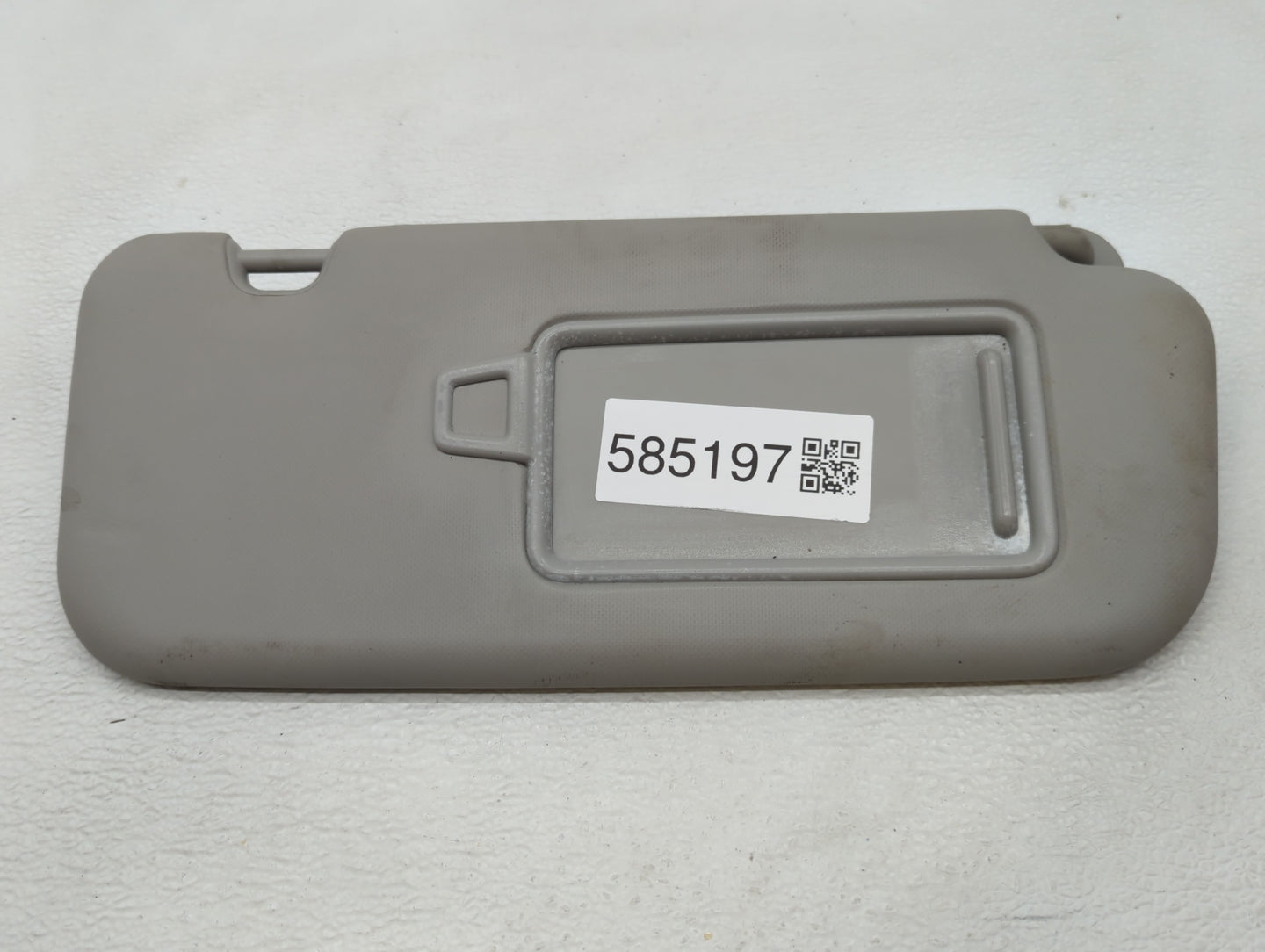 2018-2020 Kia Rio Sun Visor Shade Replacement Passenger Right Mirror Fits Fits 2018 2019 2020 2021 2022 OEM Used Auto Parts 