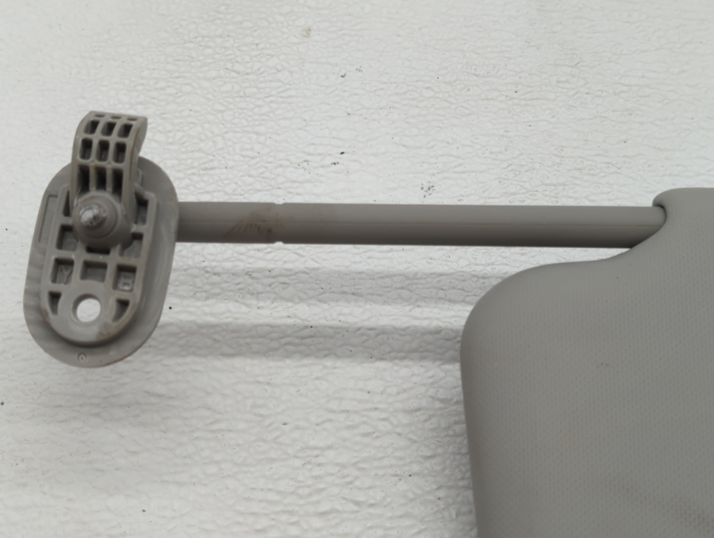 2018-2020 Kia Rio Sun Visor Shade Replacement Passenger Right Mirror Fits Fits 2018 2019 2020 2021 2022 OEM Used Auto Parts 