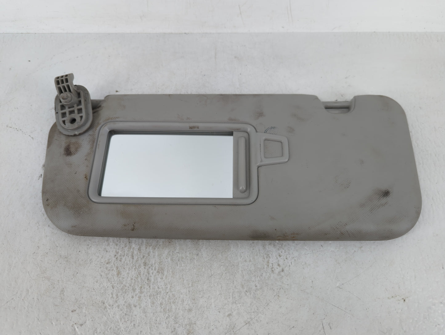 2018-2020 Kia Rio Sun Visor Shade Replacement Driver Left Mirror Fits Fits 2018 2019 2020 2021 2022 OEM Used Auto Parts - Oe