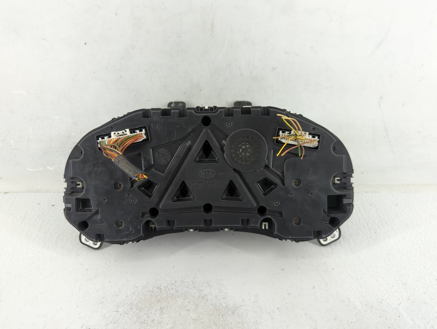 2018-2019 Kia Rio Instrument Cluster Speedometer Gauges P/N:94001-H9220 Fits Fits 2018 2019 OEM Used Auto Parts - Oemusedaut