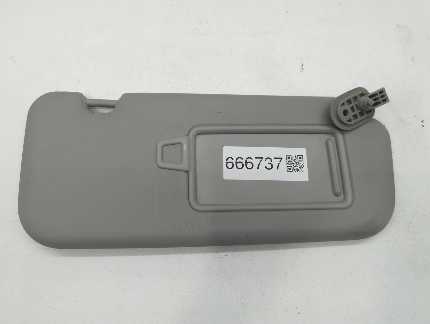 2018-2020 Kia Rio Sun Visor Shade Replacement Passenger Right Mirror Fits Fits 2018 2019 2020 2021 2022 OEM Used Auto Parts 