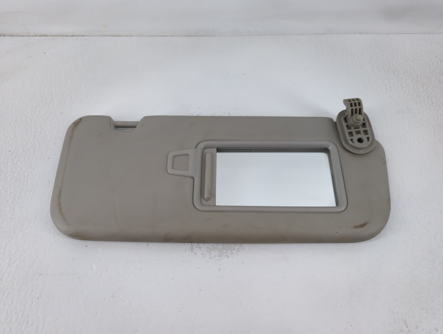 2018-2020 Kia Rio Sun Visor Shade Replacement Passenger Right Mirror Fits Fits 2018 2019 2020 2021 2022 OEM Used Auto Parts 