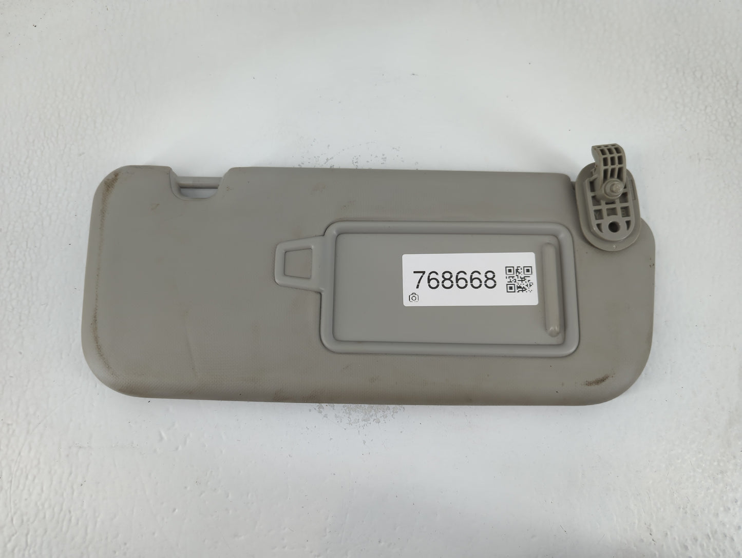 2018-2020 Kia Rio Sun Visor Shade Replacement Passenger Right Mirror Fits Fits 2018 2019 2020 2021 2022 OEM Used Auto Parts 