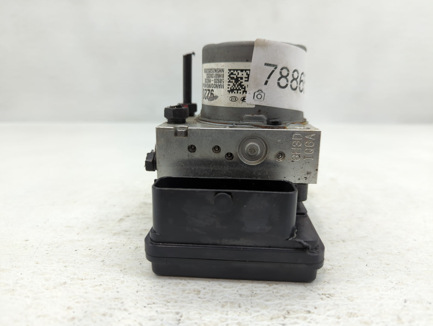 2018-2019 Kia Rio ABS Pump Control Module Replacement P/N:BE6003V202 Fits Fits 2018 2019 OEM Used Auto Parts - Oemusedautopa