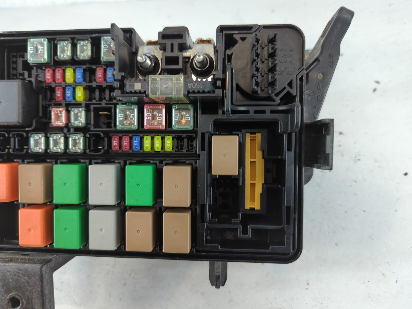 2018-2019 Kia Rio Fusebox Fuse Box Panel Relay Module P/N:P077320D 91205 H9320 Fits Fits 2018 2019 OEM Used Auto Parts - Oem