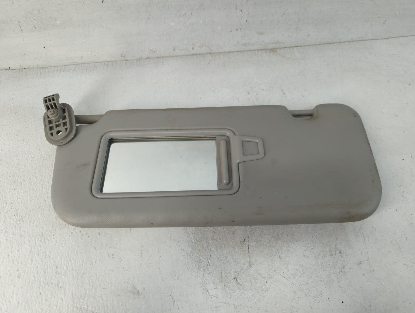 2018-2020 Kia Rio Sun Visor Shade Replacement Driver Left Mirror Fits Fits 2018 2019 2020 2021 2022 OEM Used Auto Parts - Oe