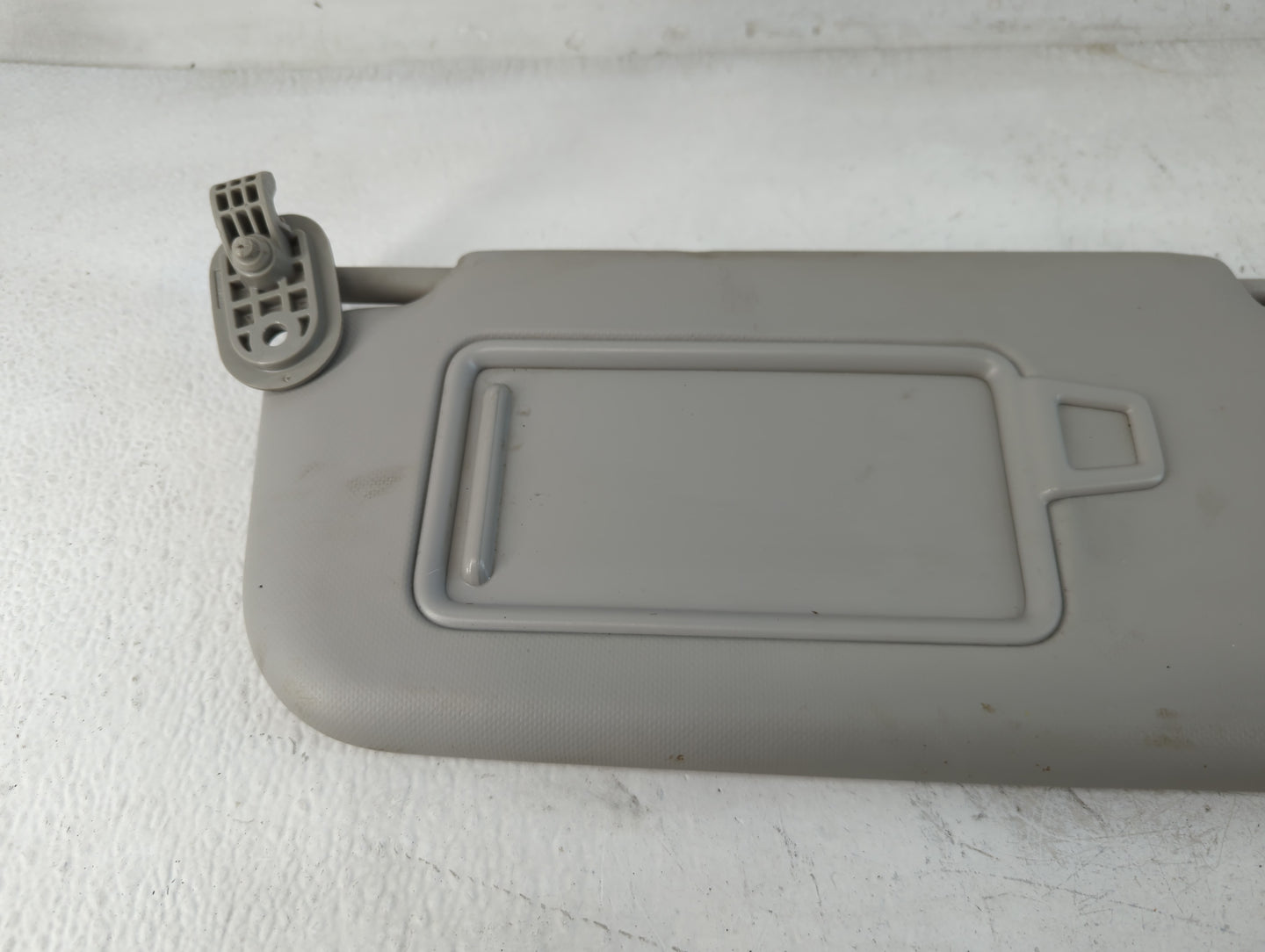 2018-2020 Kia Rio Sun Visor Shade Replacement Driver Left Mirror Fits Fits 2018 2019 2020 2021 2022 OEM Used Auto Parts - Oe