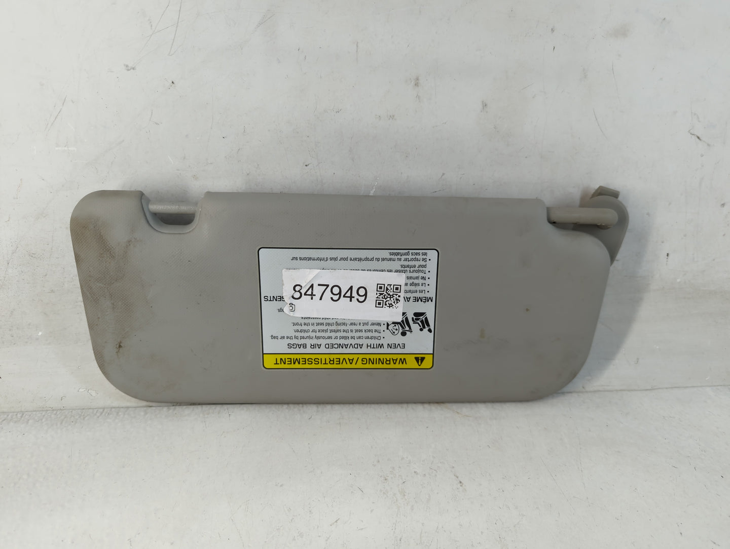 2018-2020 Kia Rio Sun Visor Shade Replacement Driver Left Mirror Fits Fits 2018 2019 2020 2021 2022 OEM Used Auto Parts - Oe