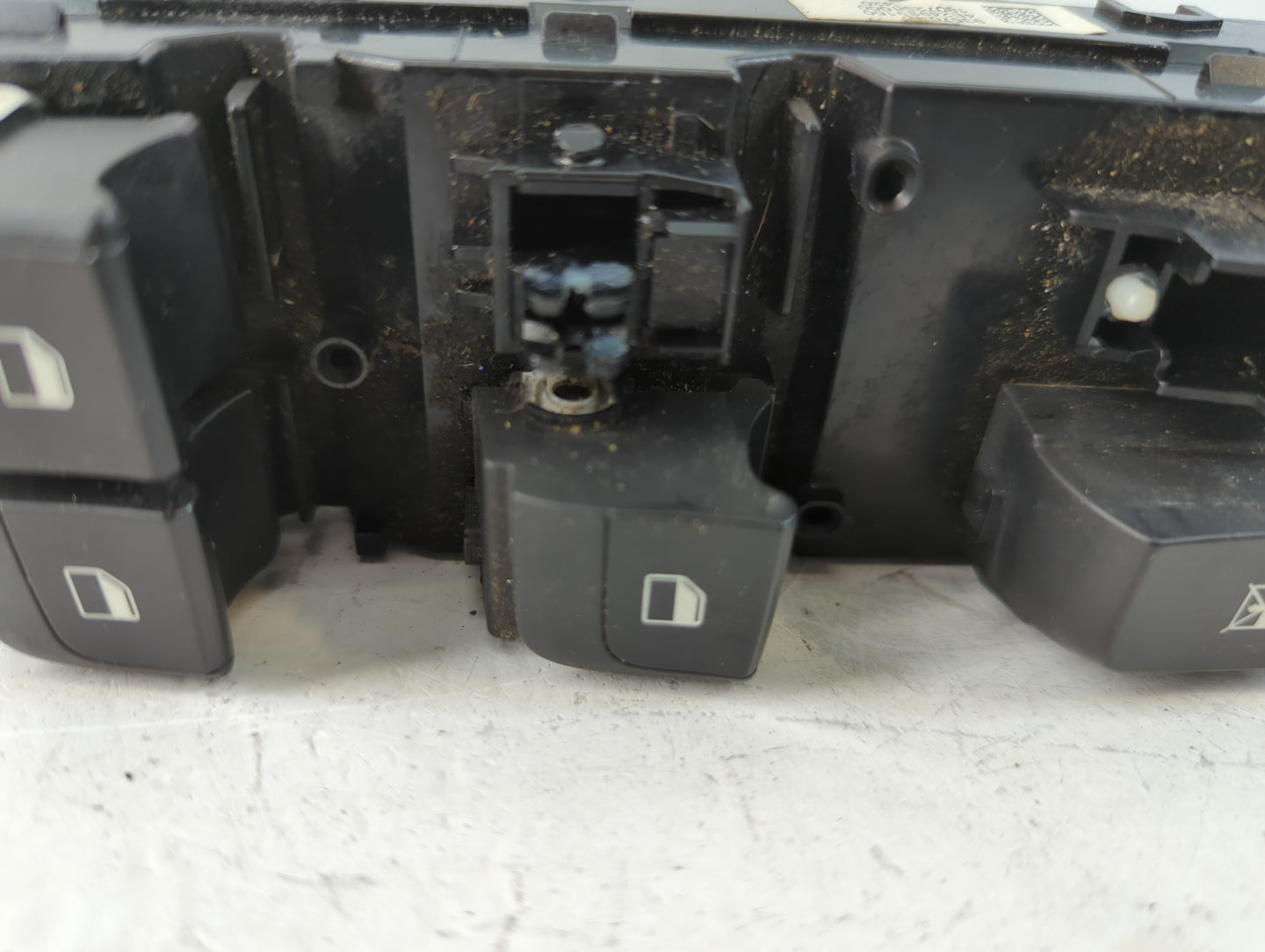 2018-2020 Kia Rio Master Power Window Switch Replacement Driver Side Left P/N:93670-H9150 Fits Fits 2018 2019 2020 OEM Used 