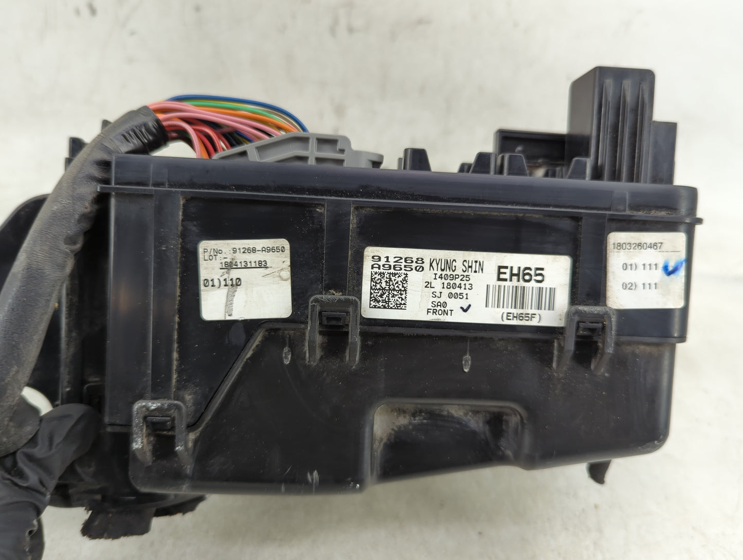 2019-2020 Kia Sedona Fusebox Fuse Box Panel Relay Module P/N:91268-A9650 Fits Fits 2019 2020 OEM Used Auto Parts - Oemusedau