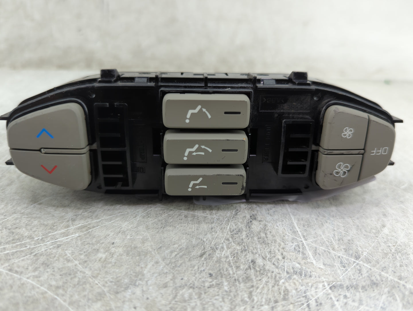 2015-2020 Kia Sedona Climate Control Module Temperature AC/Heater Replacement P/N:97950-A9001GBU EC600-YPCAA Fits OEM Used A