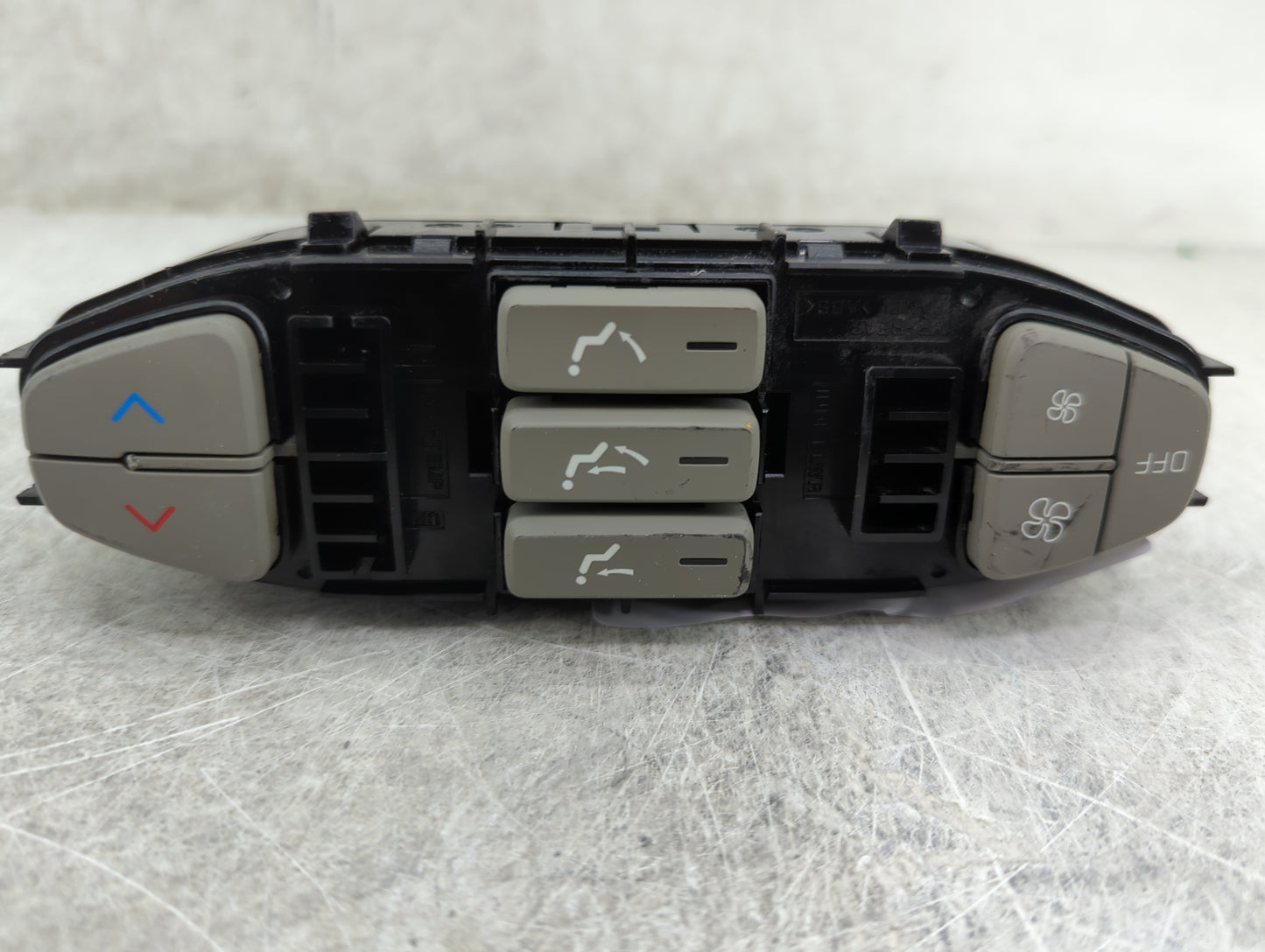 2015-2020 Kia Sedona Climate Control Module Temperature AC/Heater Replacement P/N:97950-A9001GBU EC600-YPCAA Fits OEM Used A