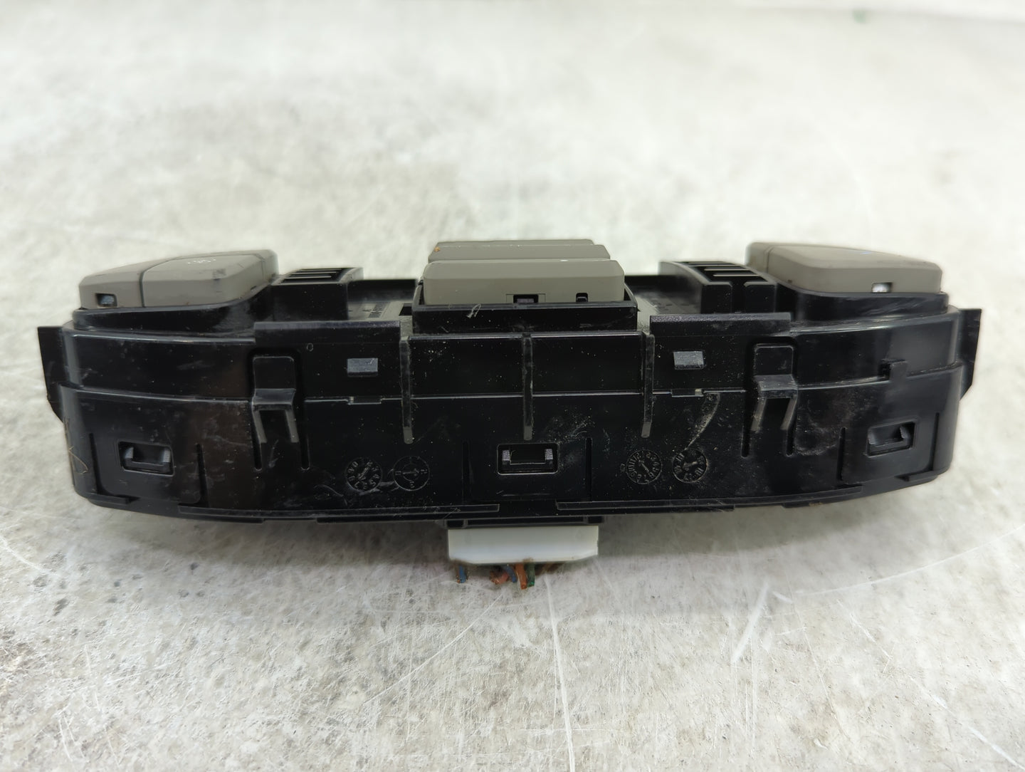 2015-2020 Kia Sedona Climate Control Module Temperature AC/Heater Replacement P/N:97950-A9001GBU EC600-YPCAA Fits OEM Used A