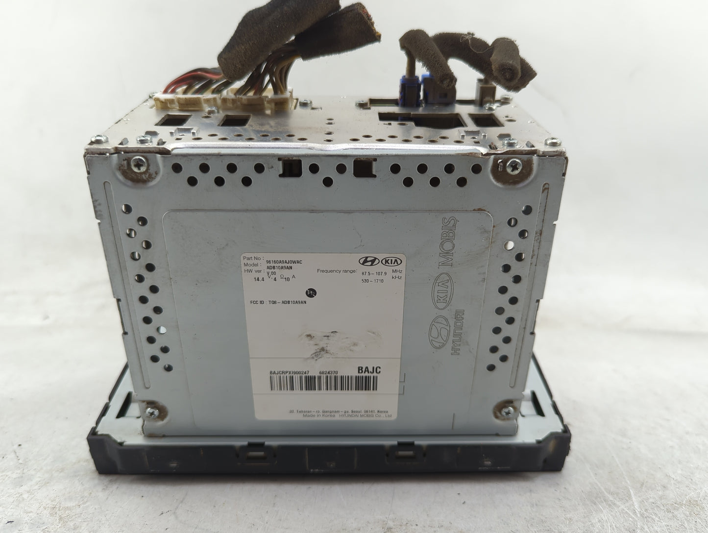 2017-2020 Kia Sedona Radio AM FM Cd Player Receiver Replacement P/N:96160A9AJ0WAC ADB10A9AN Fits Fits 2017 2018 2019 2020 OE
