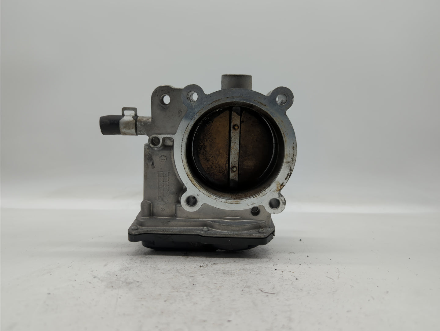 2019 Kia Sedona Throttle Body P/N:35100-3L100 35100-3B100 Fits Fits 2017 2018 2020 OEM Used Auto Parts - Oemusedautoparts1.c