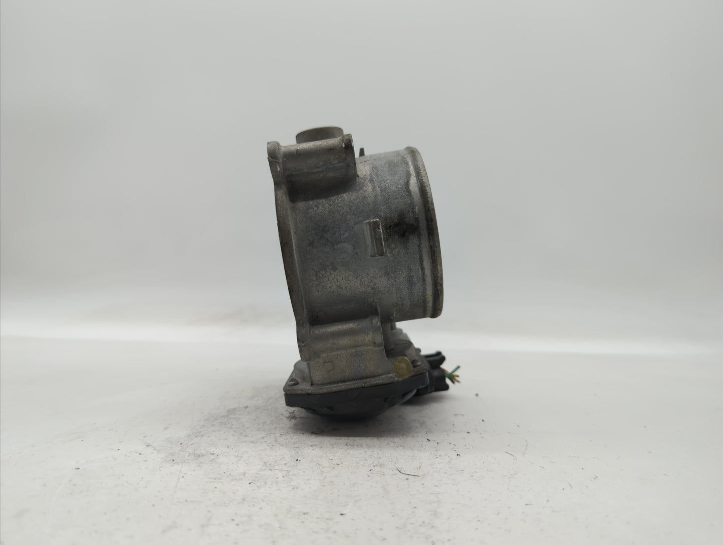 2019 Kia Sedona Throttle Body P/N:35100-3L100 35100-3B100 Fits Fits 2017 2018 2020 OEM Used Auto Parts - Oemusedautoparts1.c