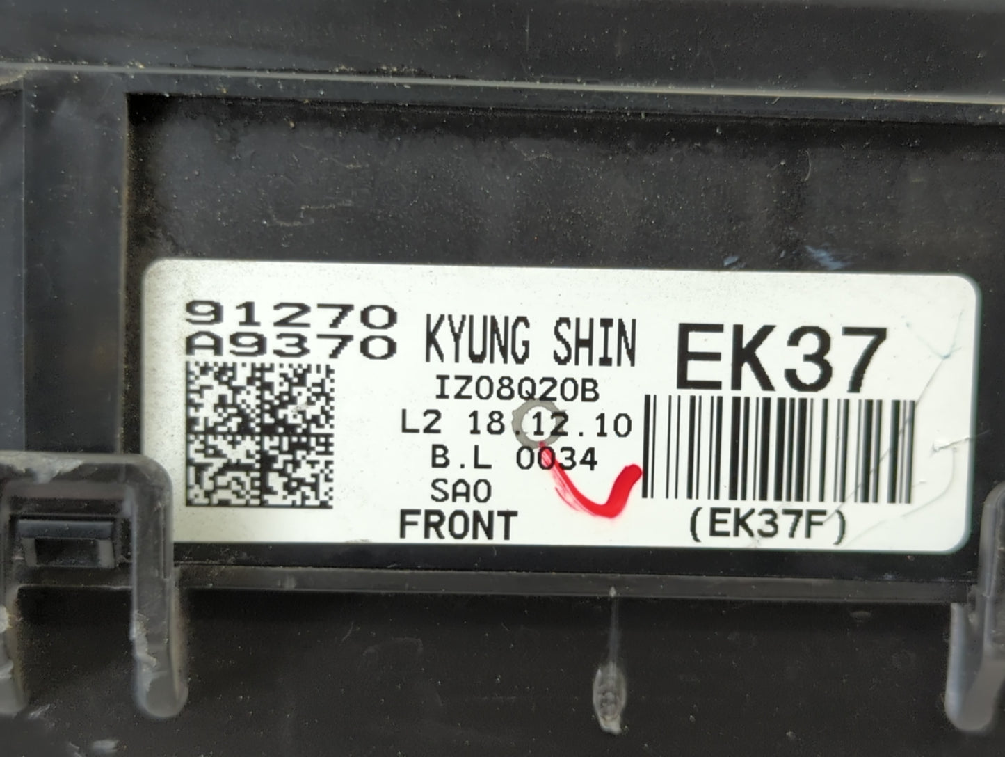 2019-2020 Kia Sedona Fusebox Fuse Box Panel Relay Module P/N:91270 A9370 Fits Fits 2019 2020 OEM Used Auto Parts - Oemusedau