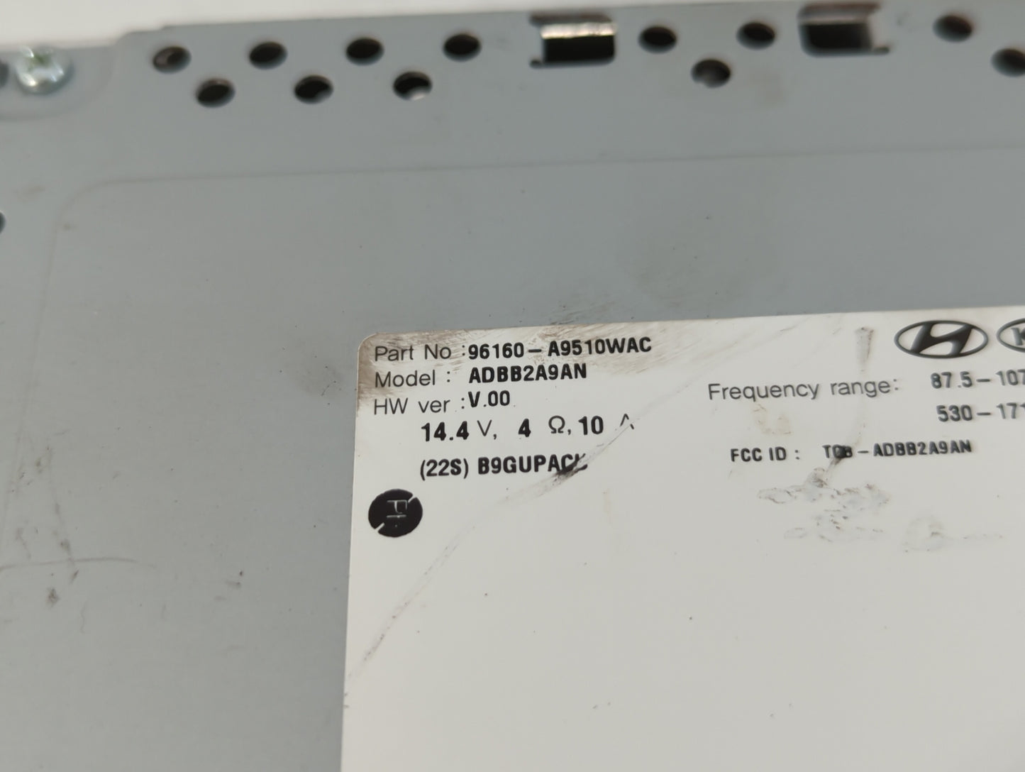2019-2020 Kia Sedona Radio AM FM Cd Player Receiver Replacement P/N:96160-A9510WAC Fits Fits 2019 2020 OEM Used Auto Parts -