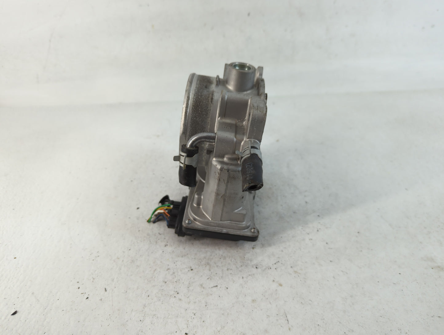 2019-2020 Kia Sedona Throttle Body P/N:35100-3L100 Fits Fits 2017 2018 2019 2020 2021 2022 OEM Used Auto Parts - Oemusedauto