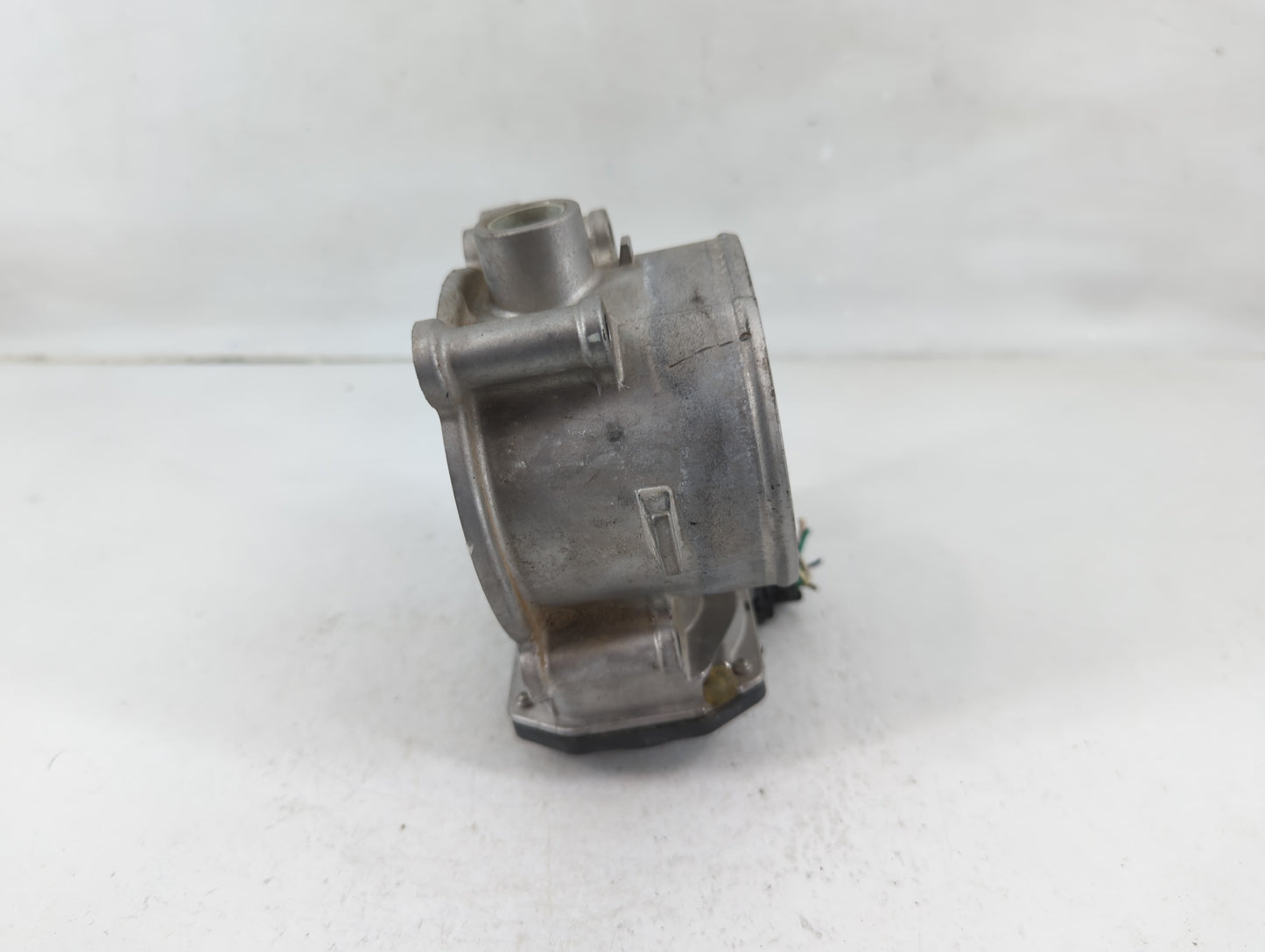 2019-2020 Kia Sorento Throttle Body P/N:35100-3L100 Fits Fits 2017 2018 2019 2020 2021 2022 OEM Used Auto Parts - Oemusedaut