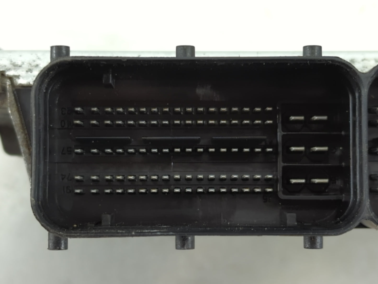2019-2020 Kia Sorento PCM Engine Control Computer ECU ECM PCU OEM P/N:39199-2G051 Fits Fits 2019 2020 OEM Used Auto Parts - 