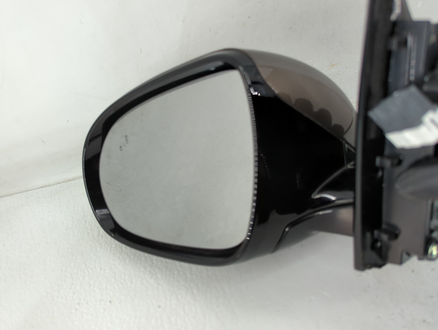 2017-2020 Kia Sorento Driver Side View Mirror - Left Door Mirror OEM Used - Oemusedautoparts1.com