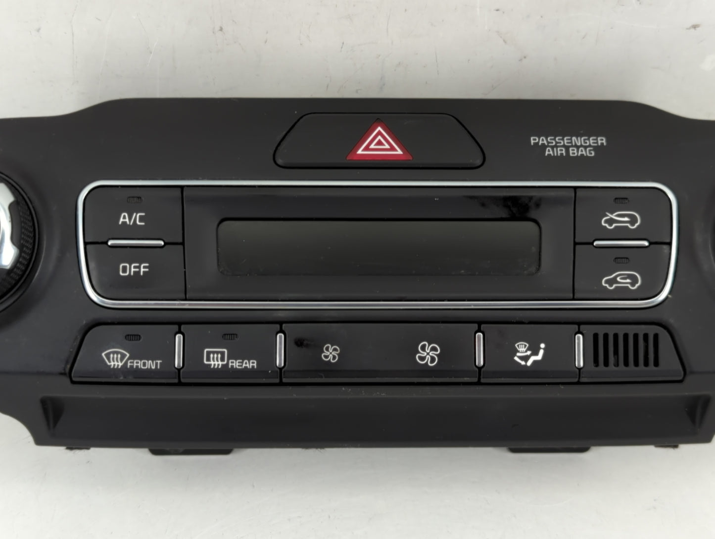 2019 Kia Sorento Climate Control Module Temperature AC/Heater Replacement P/N:97250-C6AA0 Fits OEM Used Auto Parts - Oemused